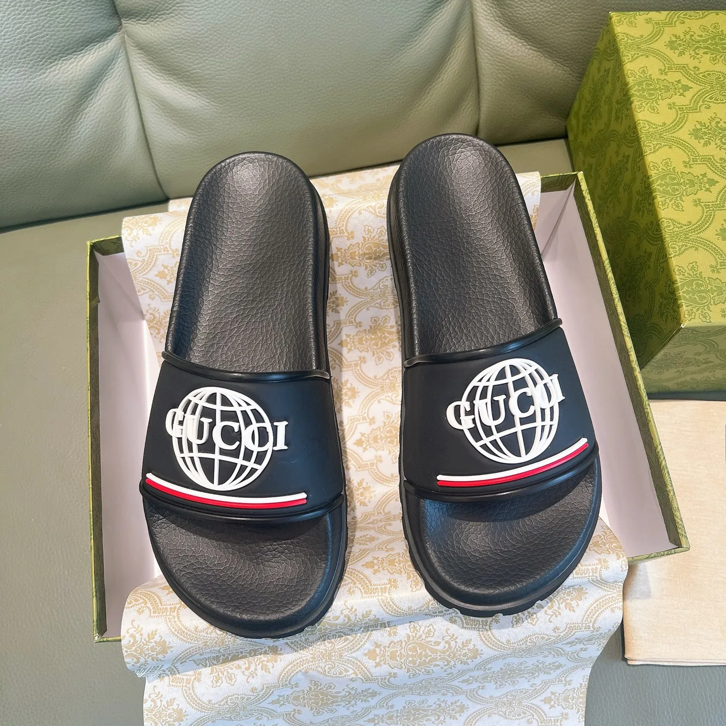 Men's Men's Shoes 130🐮🐮Gucci Gucci Slippers Gucci 2024 latest beach sandals slippers Original molding double G LOGO Original molding consistent Outsole: Men's Men's Shoes u double-layer outsole Size: 35-46
